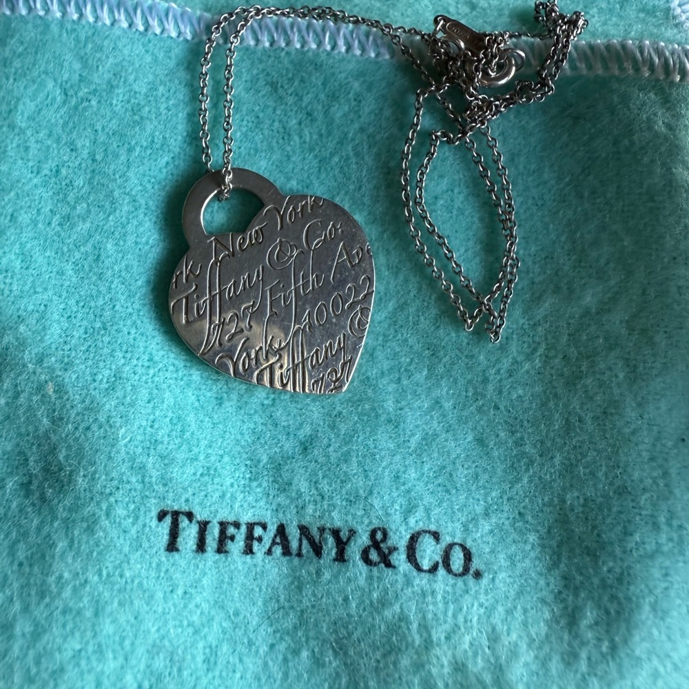 RARE Tiffany & Co Notes “727 Fifth Avenue” 16in Necklace